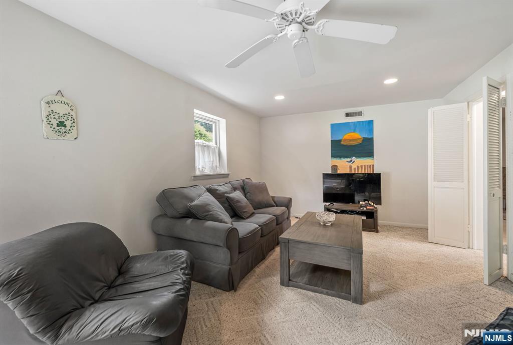 69 Forest Drive Property Photo 26
