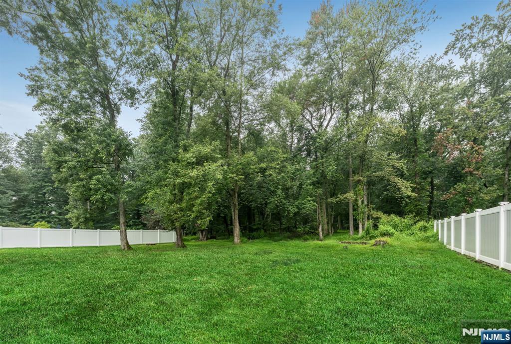 69 Forest Drive Property Photo 35