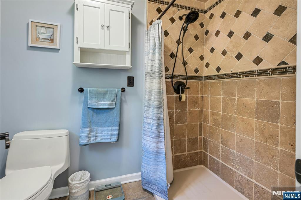 1034 Green Pond Road Property Photo 16