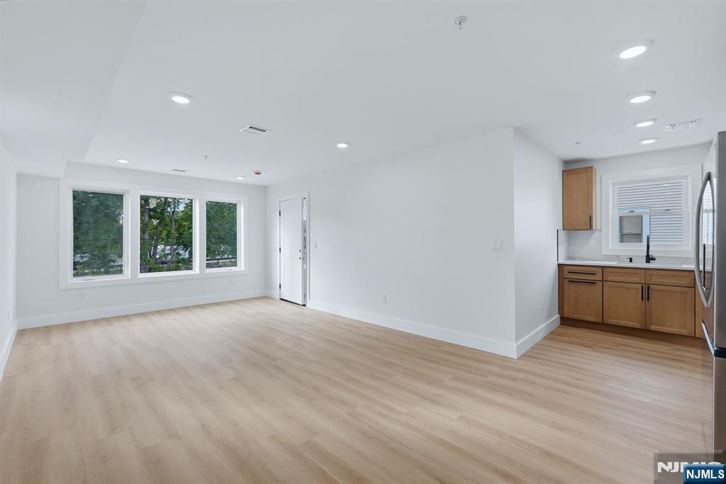 92 Speedway Avenue Property Photo 6