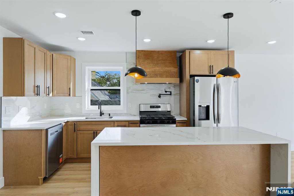 92 Speedway Avenue Property Photo 20
