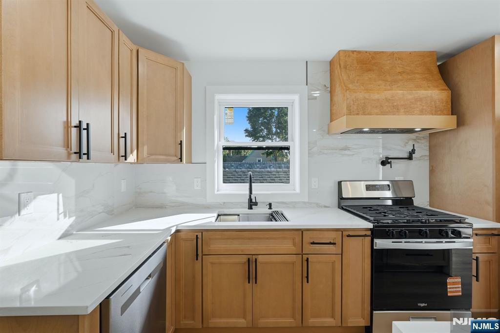 92 Speedway Avenue Property Photo 23