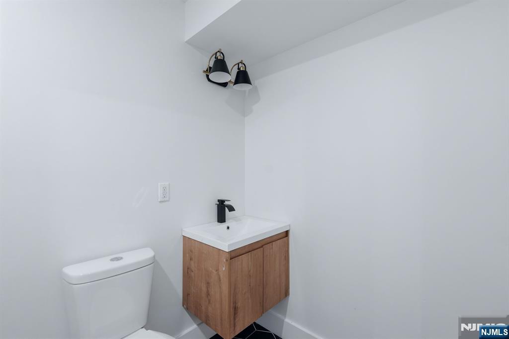 92 Speedway Avenue Property Photo 47