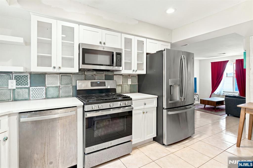 272 Walnut Street 5d Property Photo 6