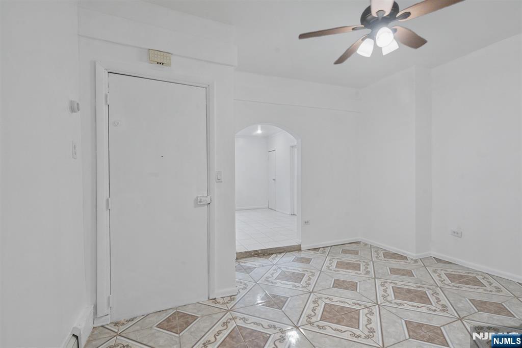 303 43rd Street Property Photo 11