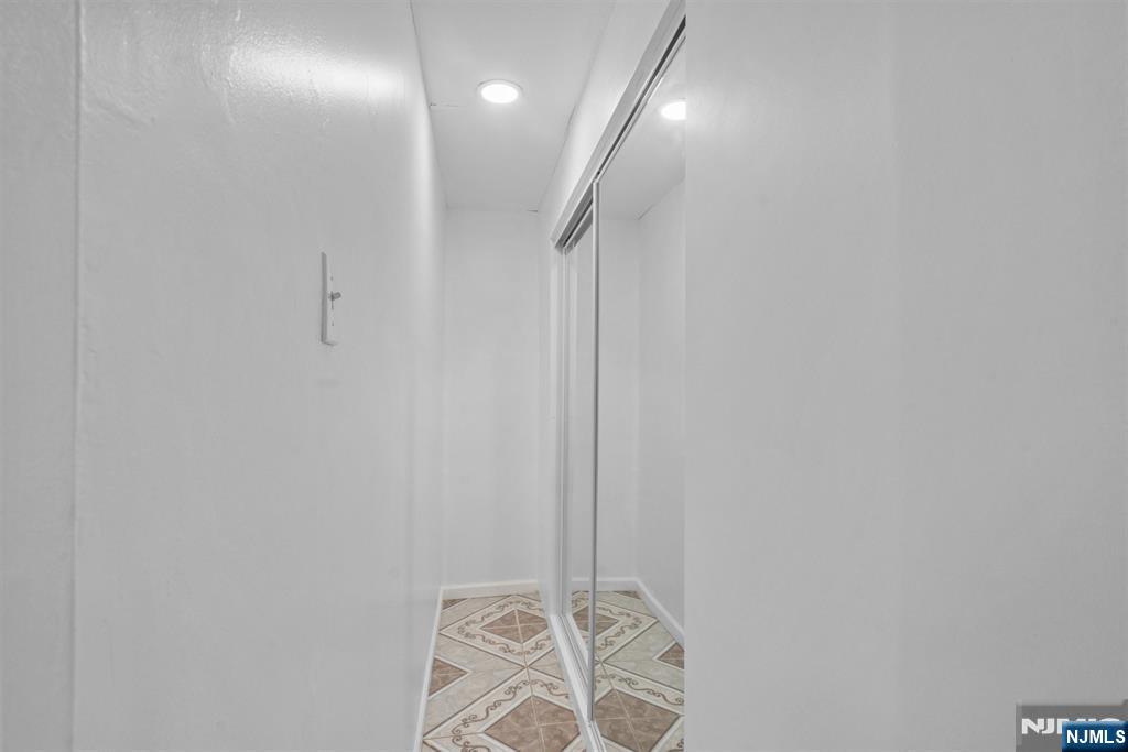 303 43rd Street Property Photo 19