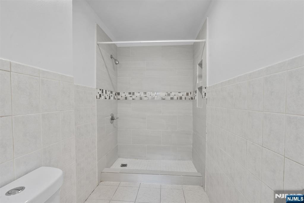 303 43rd Street Property Photo 20