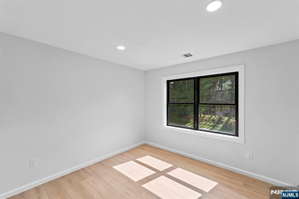 139 Main Street Property Photo 25