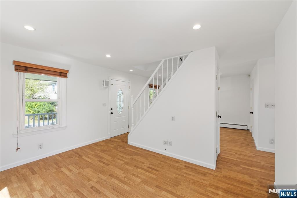 437 4th Avenue Property Photo 4