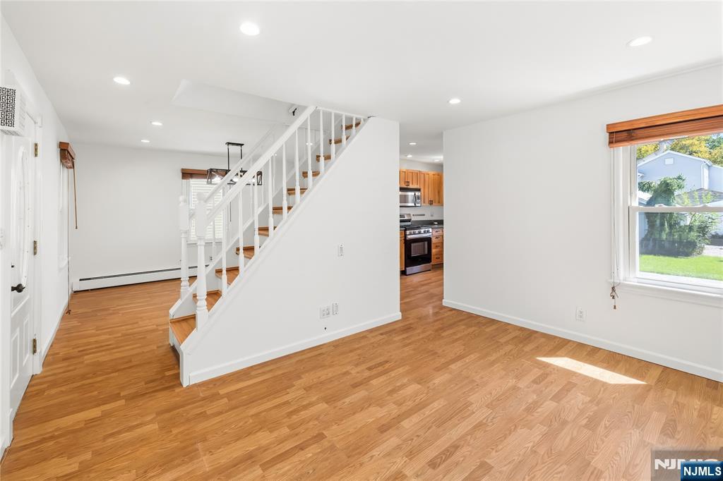 437 4th Avenue Property Photo 5
