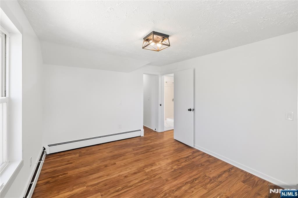 437 4th Avenue Property Photo 15