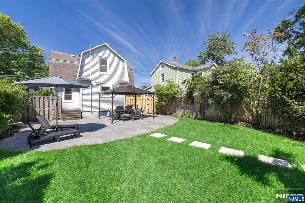 437 4th Avenue Property Photo 30