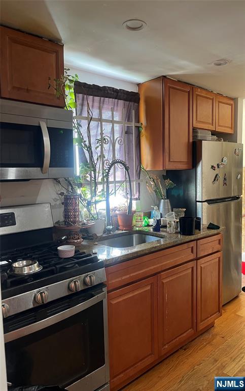 149 Lake Avenue Property Photo 10