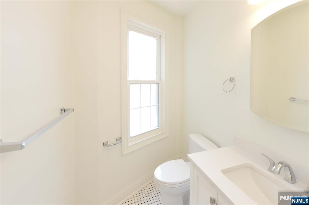153 Dayton Street 3 Property Photo 8