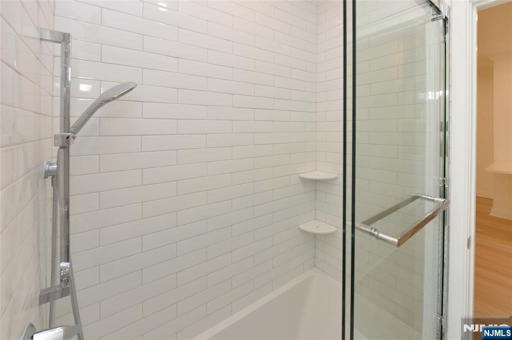 153 Dayton Street 3 Property Photo 9