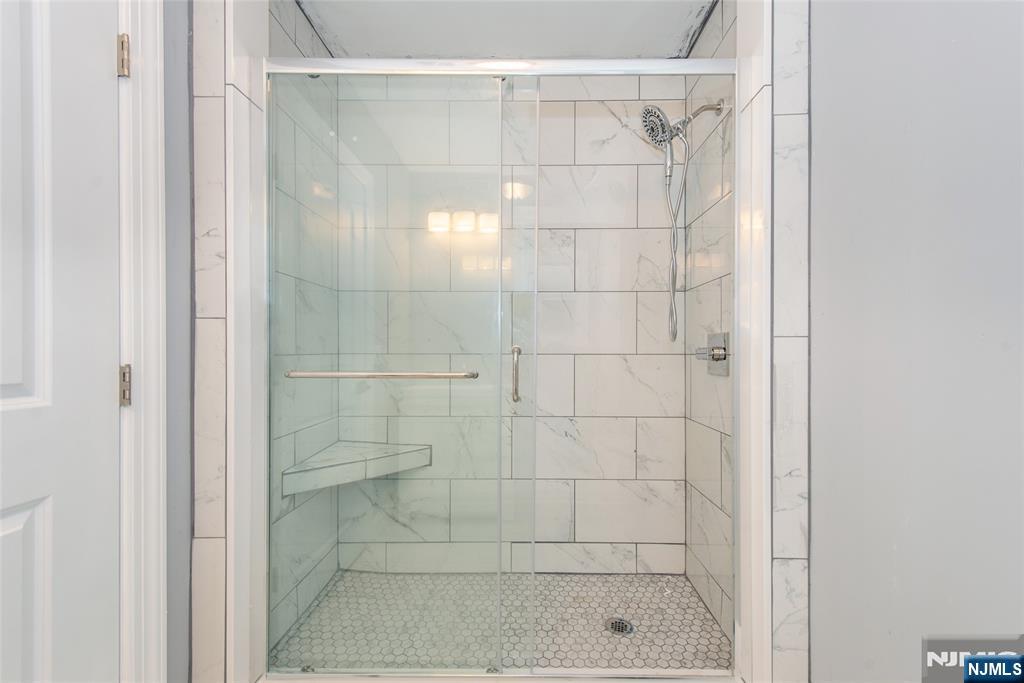 31 Mulberry Street Property Photo 12