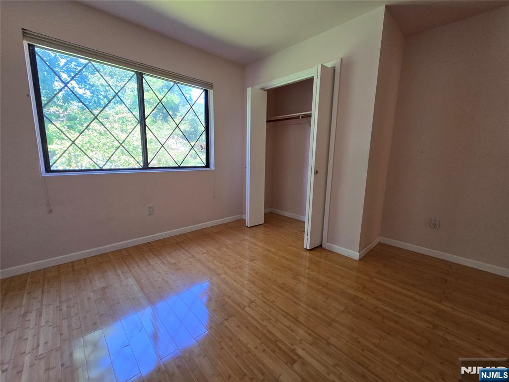 18 Linwood Avenue T008 Property Photo 11