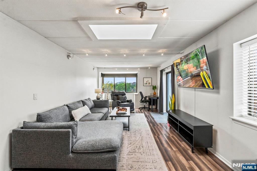 5 Linden Street 6g Property Photo 4