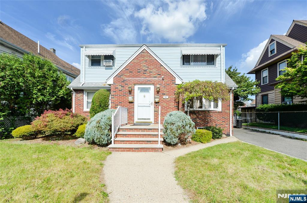 62 Knapp Avenue Property Photo 1