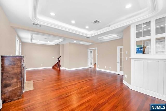 400 E 54th Street A Property Photo 4