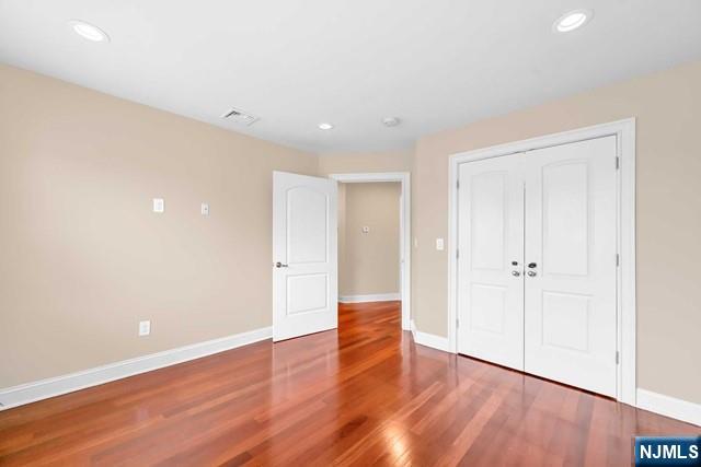 400 E 54th Street A Property Photo 16