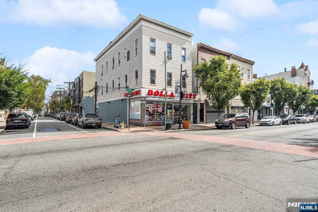 200 Ferry Street Property Photo 1