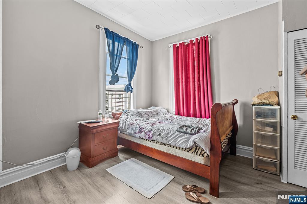 200 Ferry Street Property Photo 10
