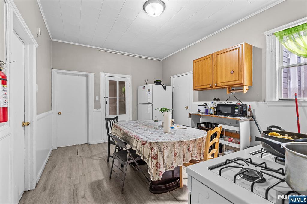 200 Ferry Street Property Photo 12