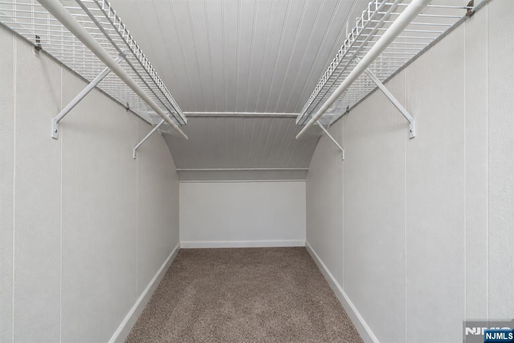 8 Vanderbilt Place Property Photo 14