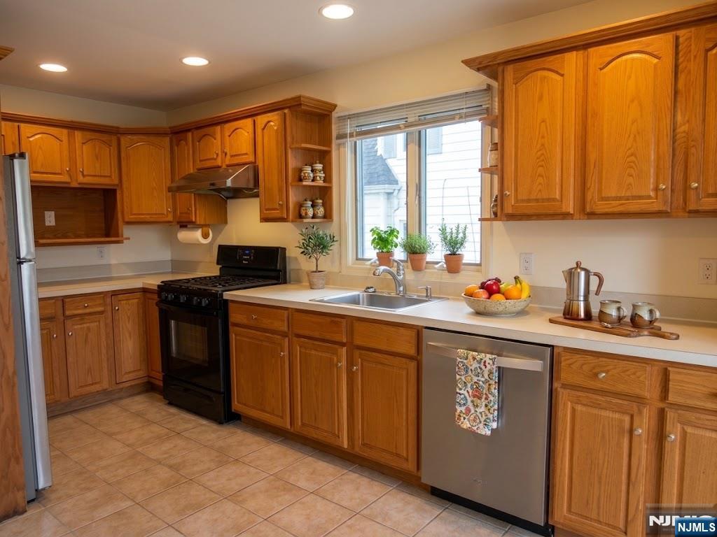55 Columbus A Property Photo 7