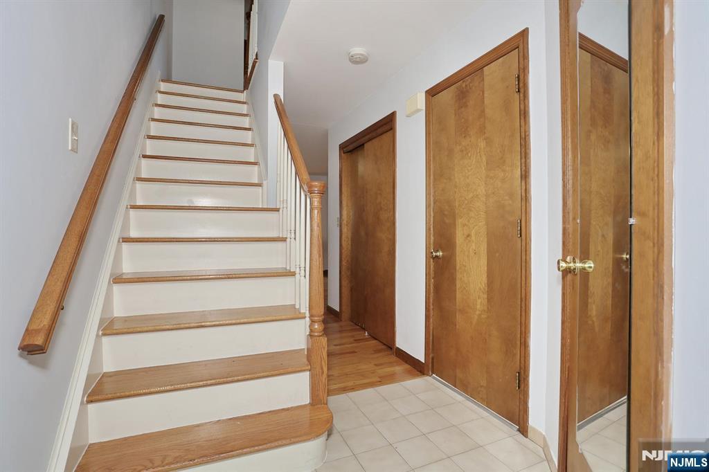 401 3rd A Property Photo 5