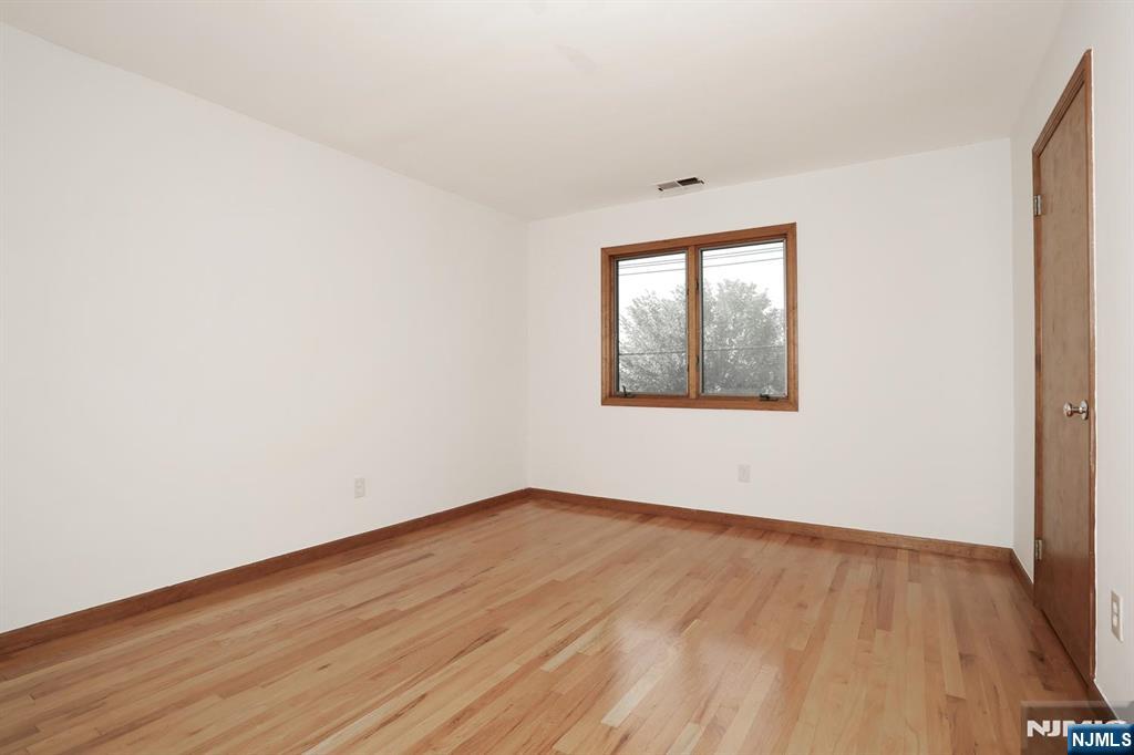401 3rd A Property Photo 22
