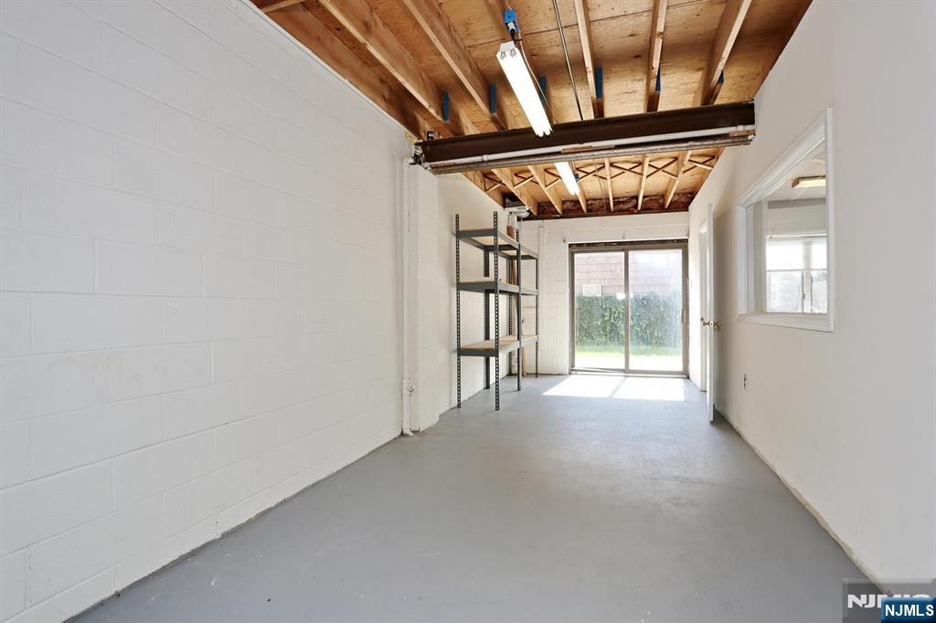 401 3rd A Property Photo 28
