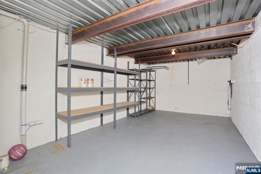 401 3rd A Property Photo 30