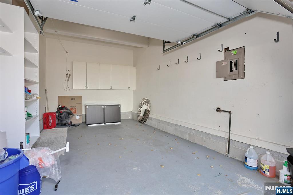 401 3rd A Property Photo 34