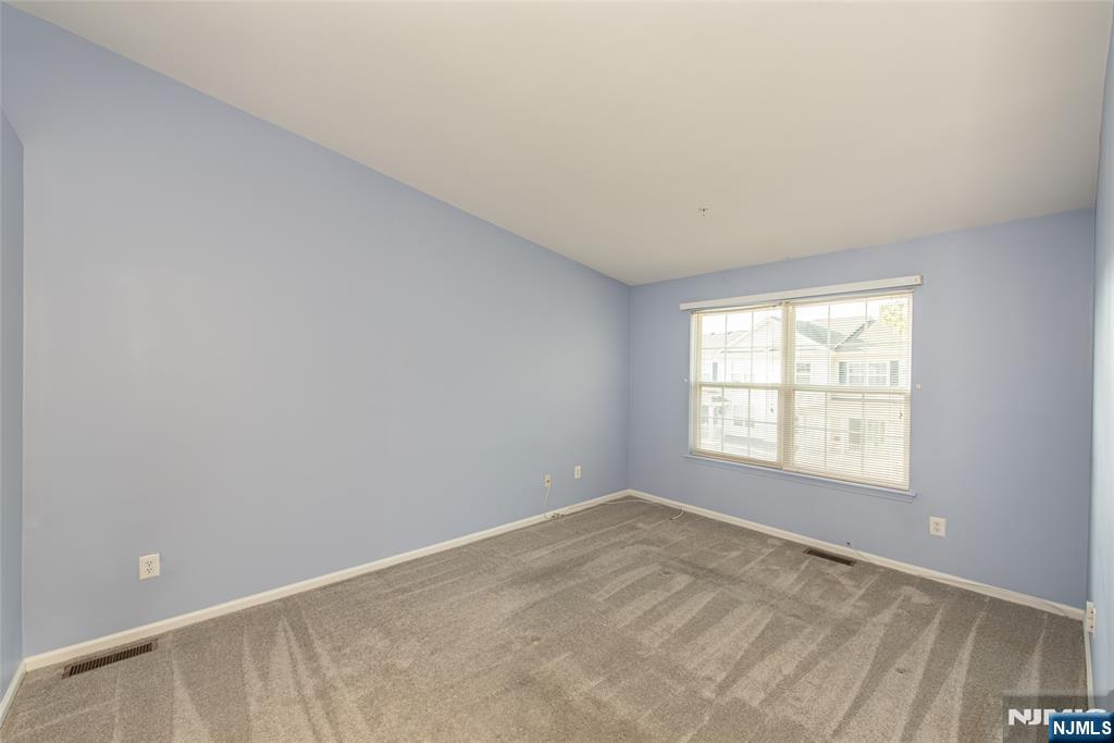 401 Dalton Court Property Photo 15