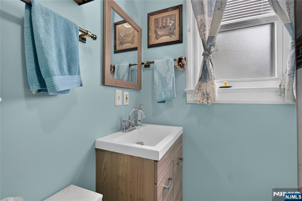 76 Laurel Avenue Property Photo 14
