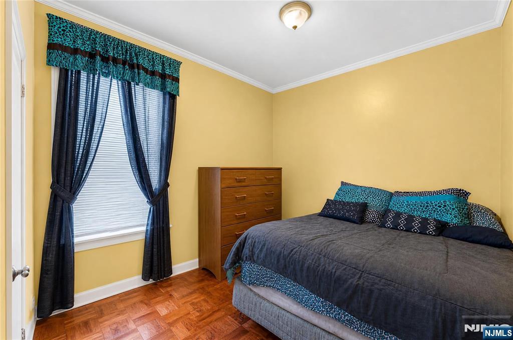 76 Laurel Avenue Property Photo 44
