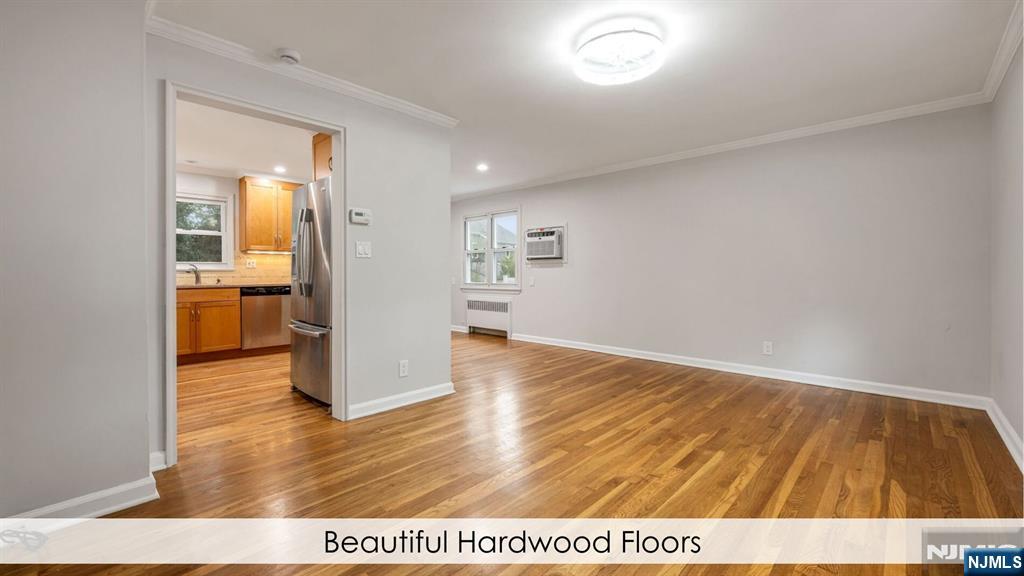 464 Dorchester Road Property Photo 3