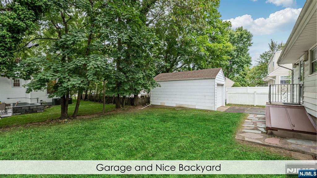 464 Dorchester Road Property Photo 21