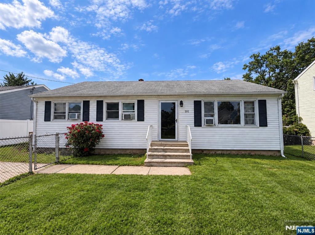 181 6th Street Property Photo 1