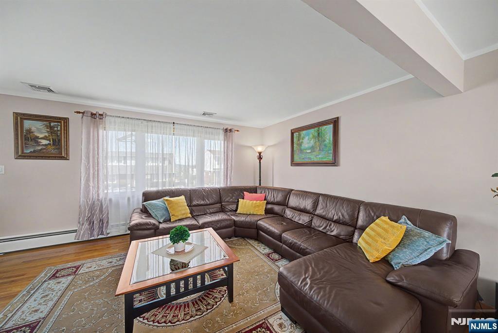 16 6th Street Property Photo 6