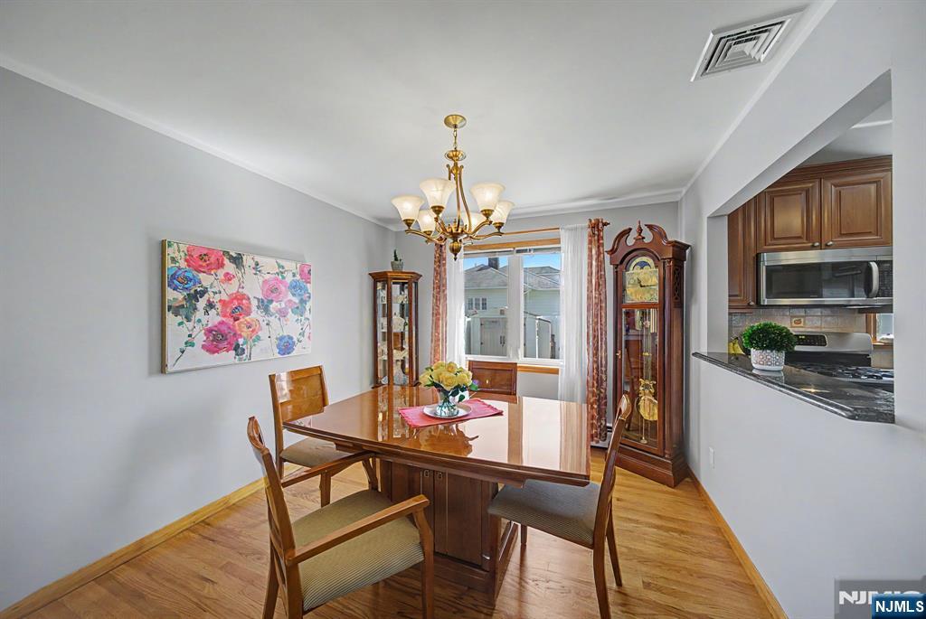 16 6th Street Property Photo 8