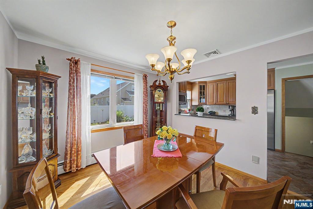 16 6th Street Property Photo 9