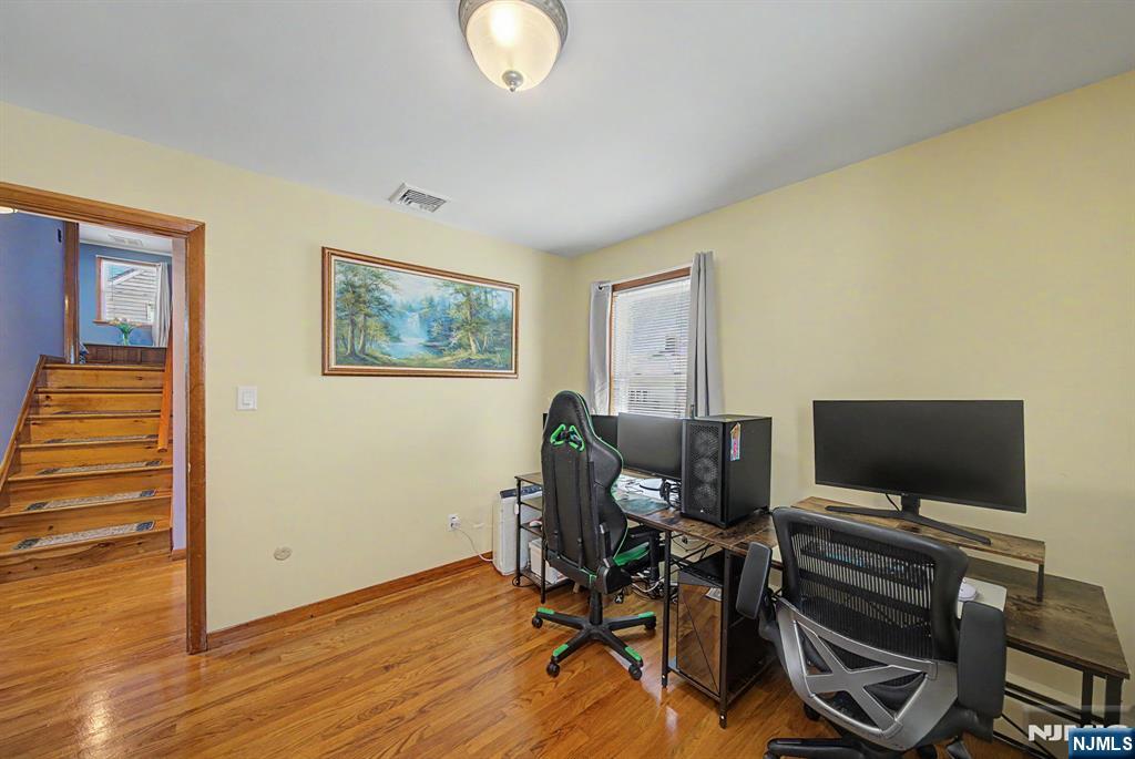 16 6th Street Property Photo 24