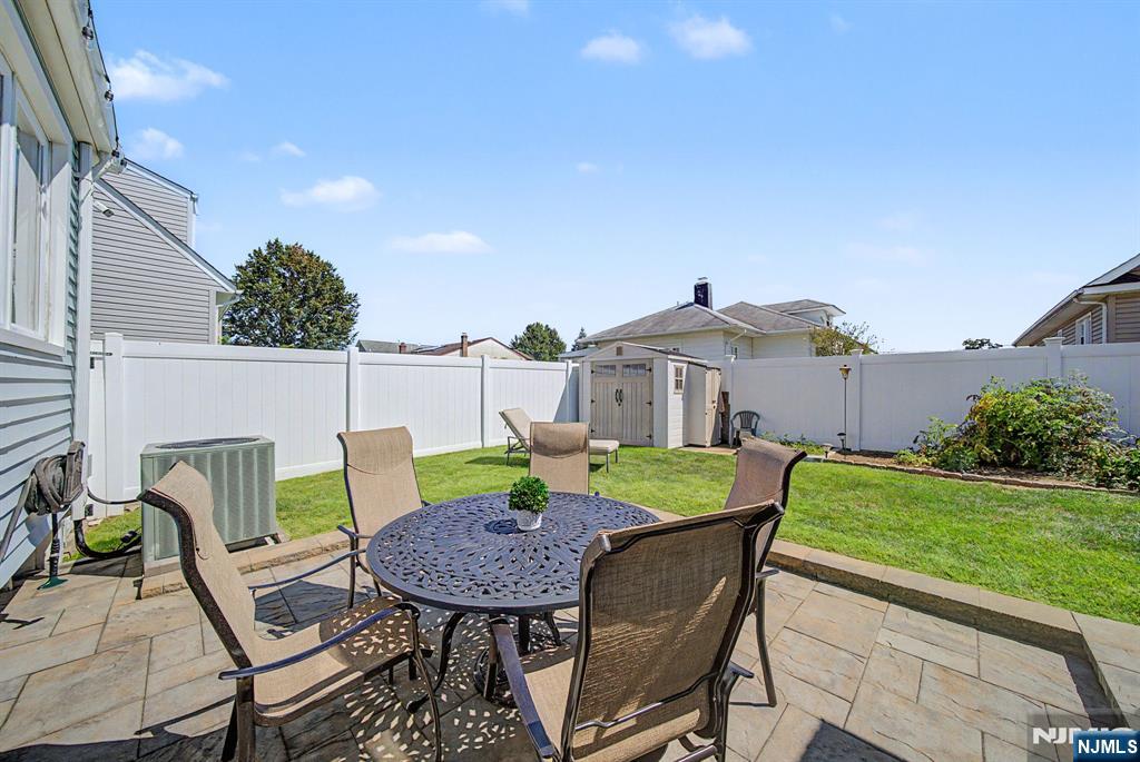 16 6th Street Property Photo 40