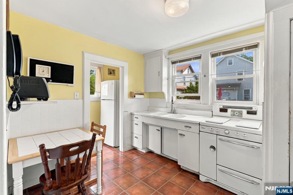 25 Edward Street Property Photo 16