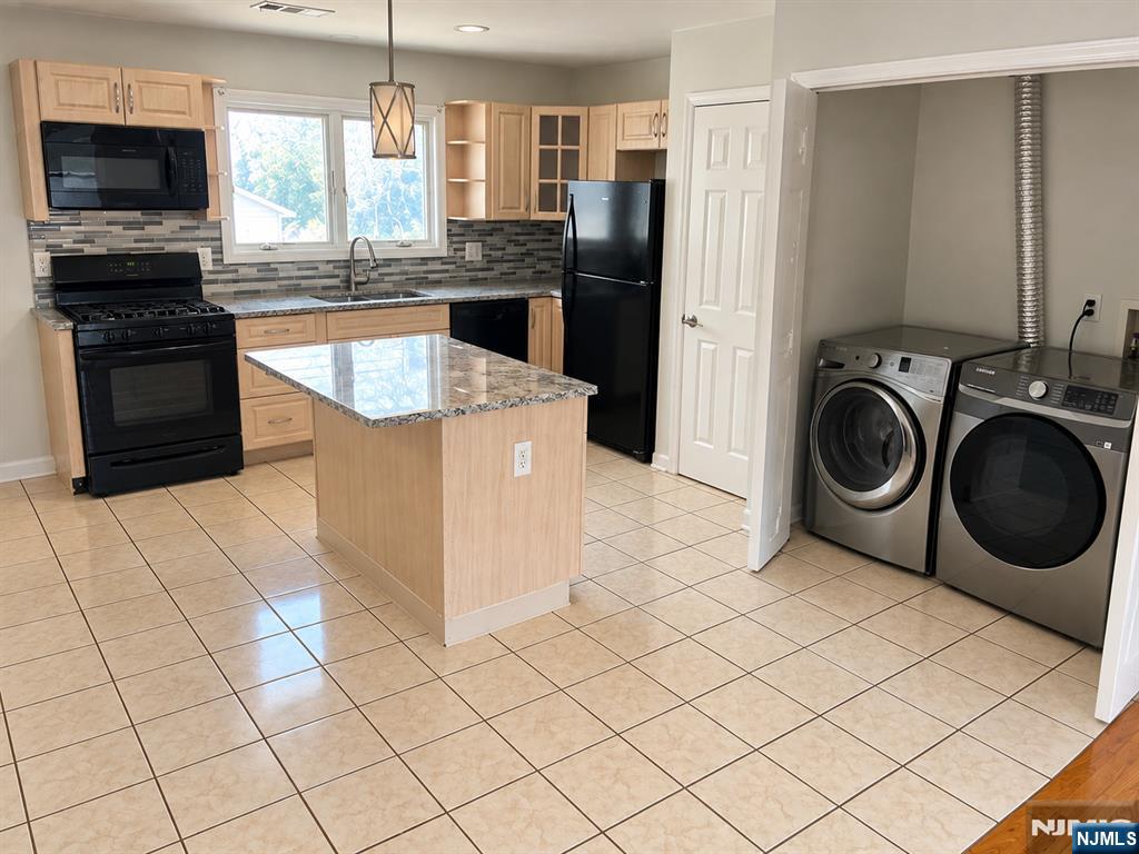40 Chestnut Street Property Photo 6
