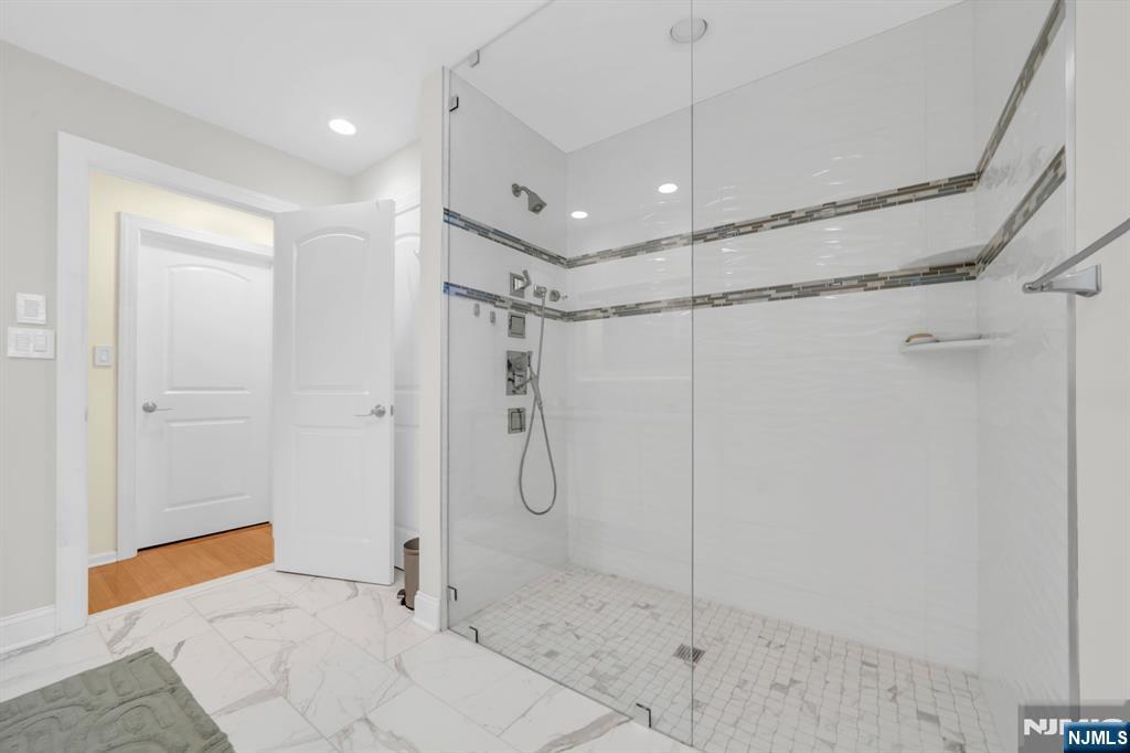 8003 Brittany Drive Property Photo 15