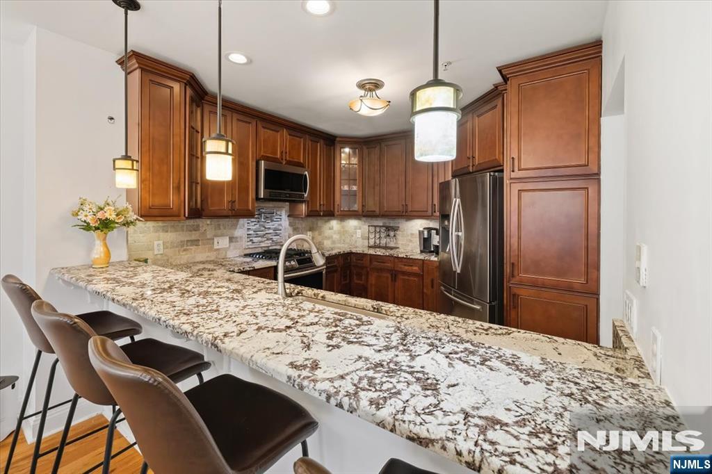 106 The Promenade Property Photo 1